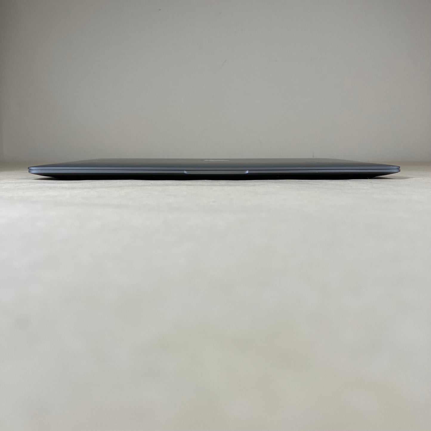 2020 Apple MacBook Air 13.3" M1 7C GPU 3.2GHz 16GB RAM 256GB SSD A2337