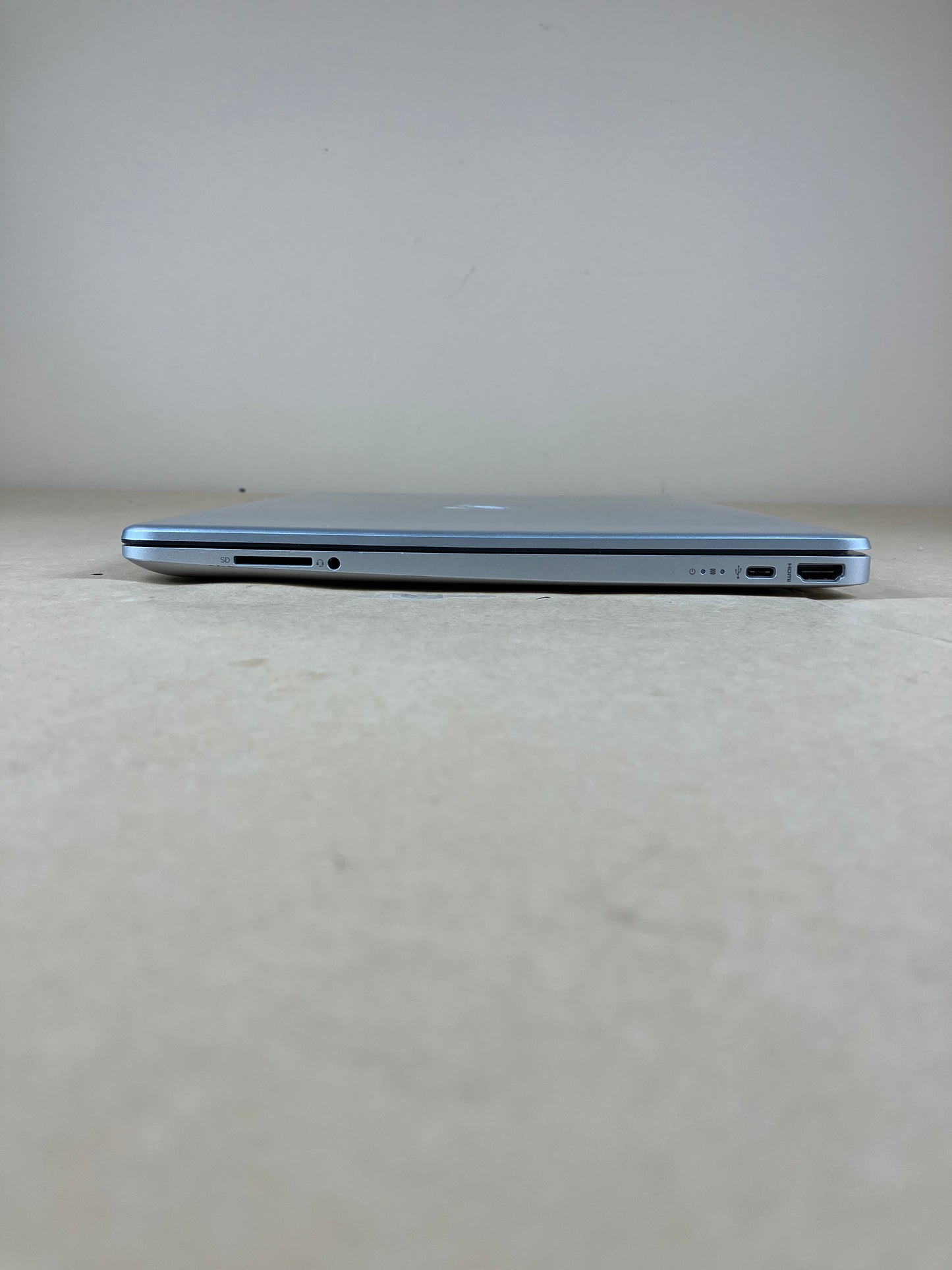 HP 15-DY1124NR 15" i7-1065G7 1.5GHz 12GB RAM 512GB SSD
