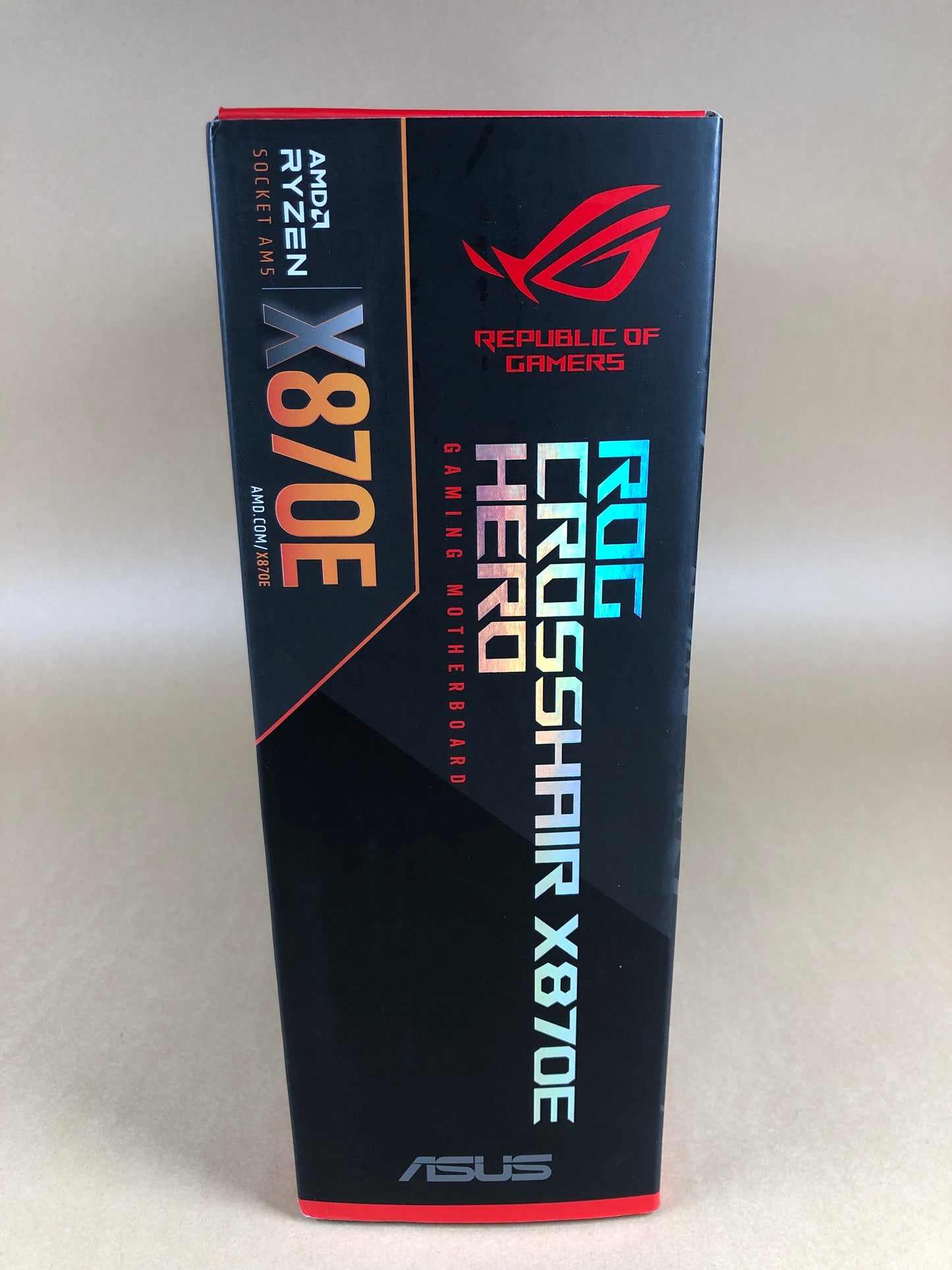 New ASUS ROG CROSSHAIR X870E HERO AM5 ATX