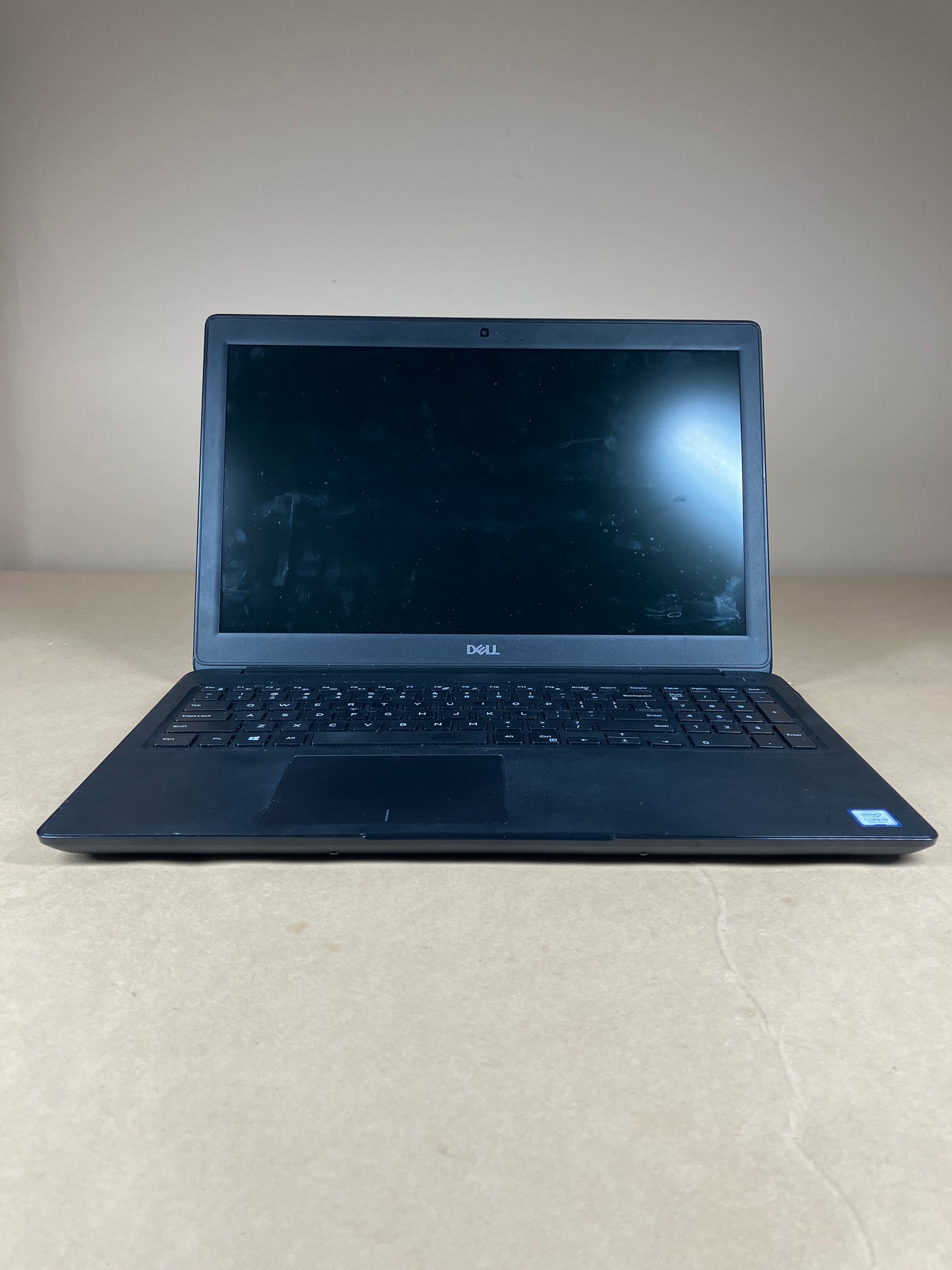 Dell Latitude 15 3500 15.6" i5-8265U 1.8GHz 8GB RAM 256GB SSD WIN 11