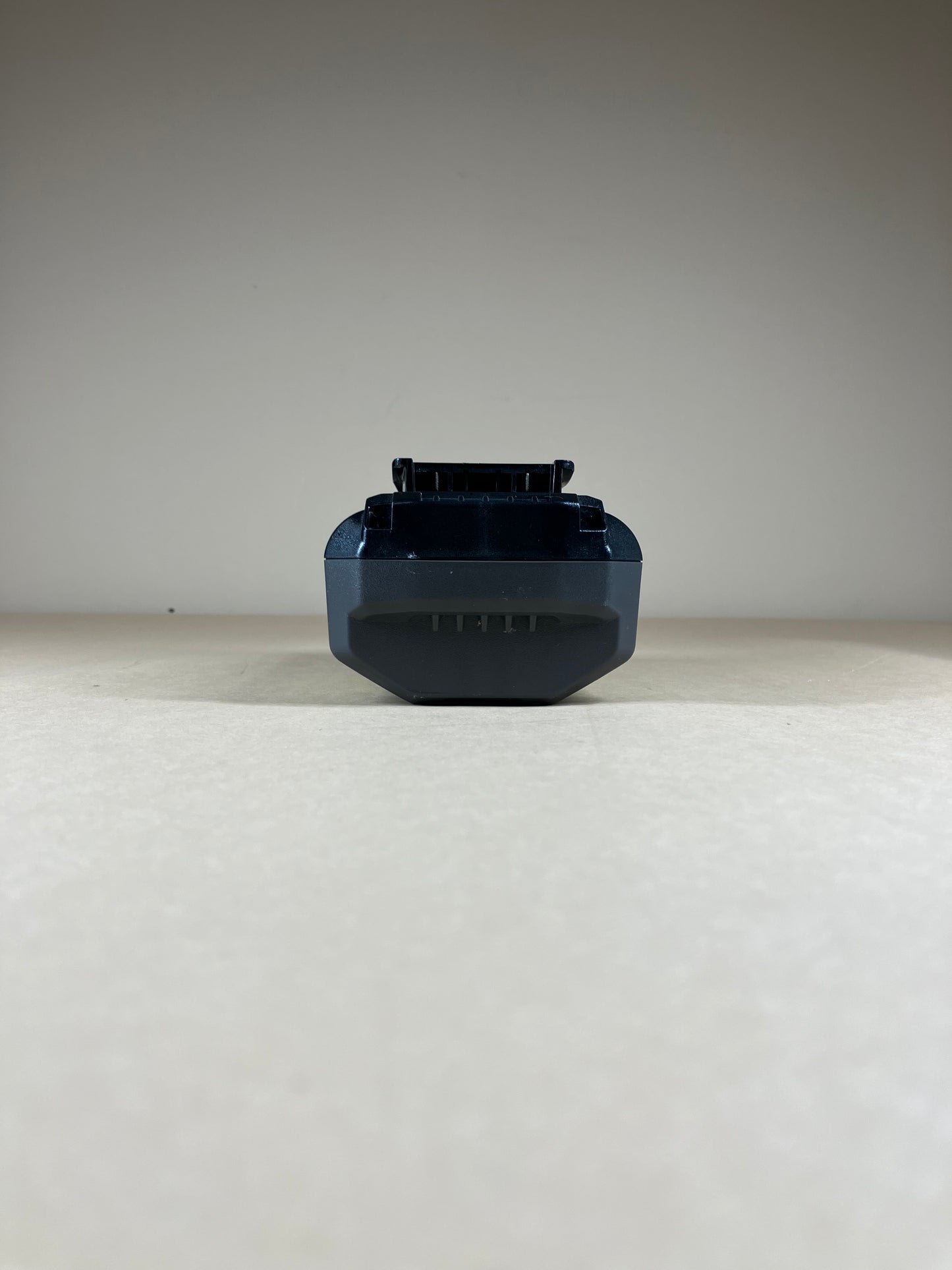 Ryobi 40V Lithium 4Ah Battery 0P40401 With Charger
