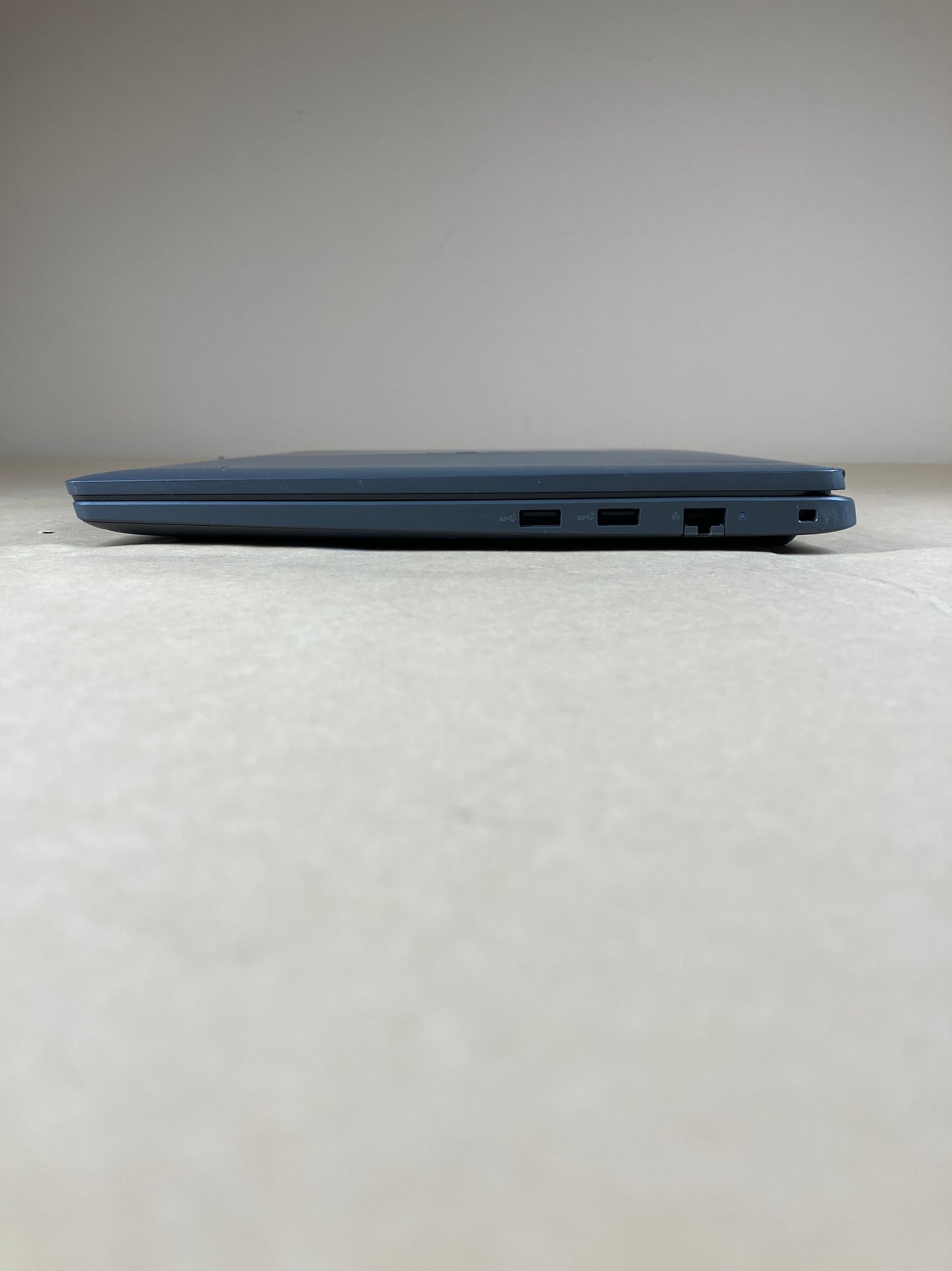 Dell Latitude 3550 15.6" i7-1355U 1.7GHz 16GB RAM 256GB SSD