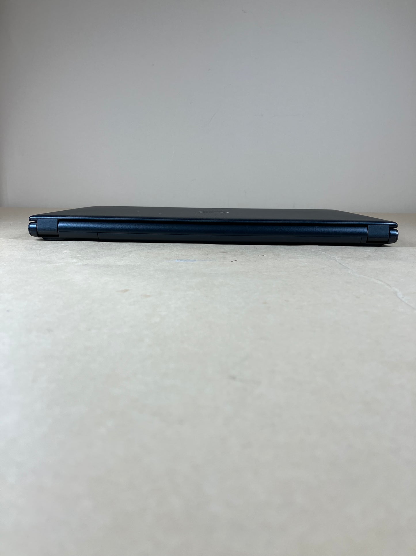 Dell Inspiron 5100 15.6" i3-7130U 2.7GHz 8GB RAM 1TB HDD