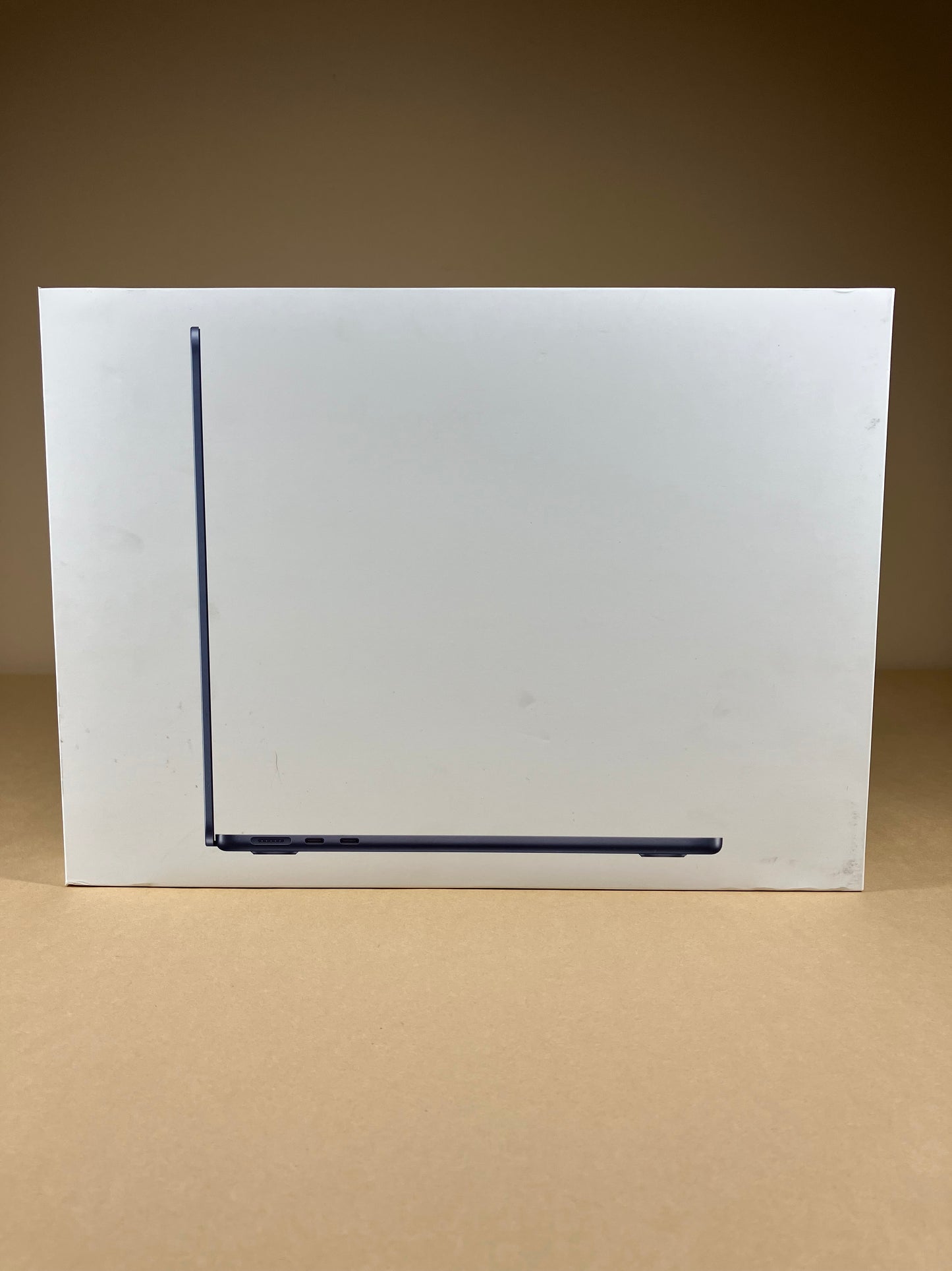 2025 Apple MacBook Air 13.6" M4 8C GPU 4.5GHz 16GB RAM 256GB SSD MW123LL/A