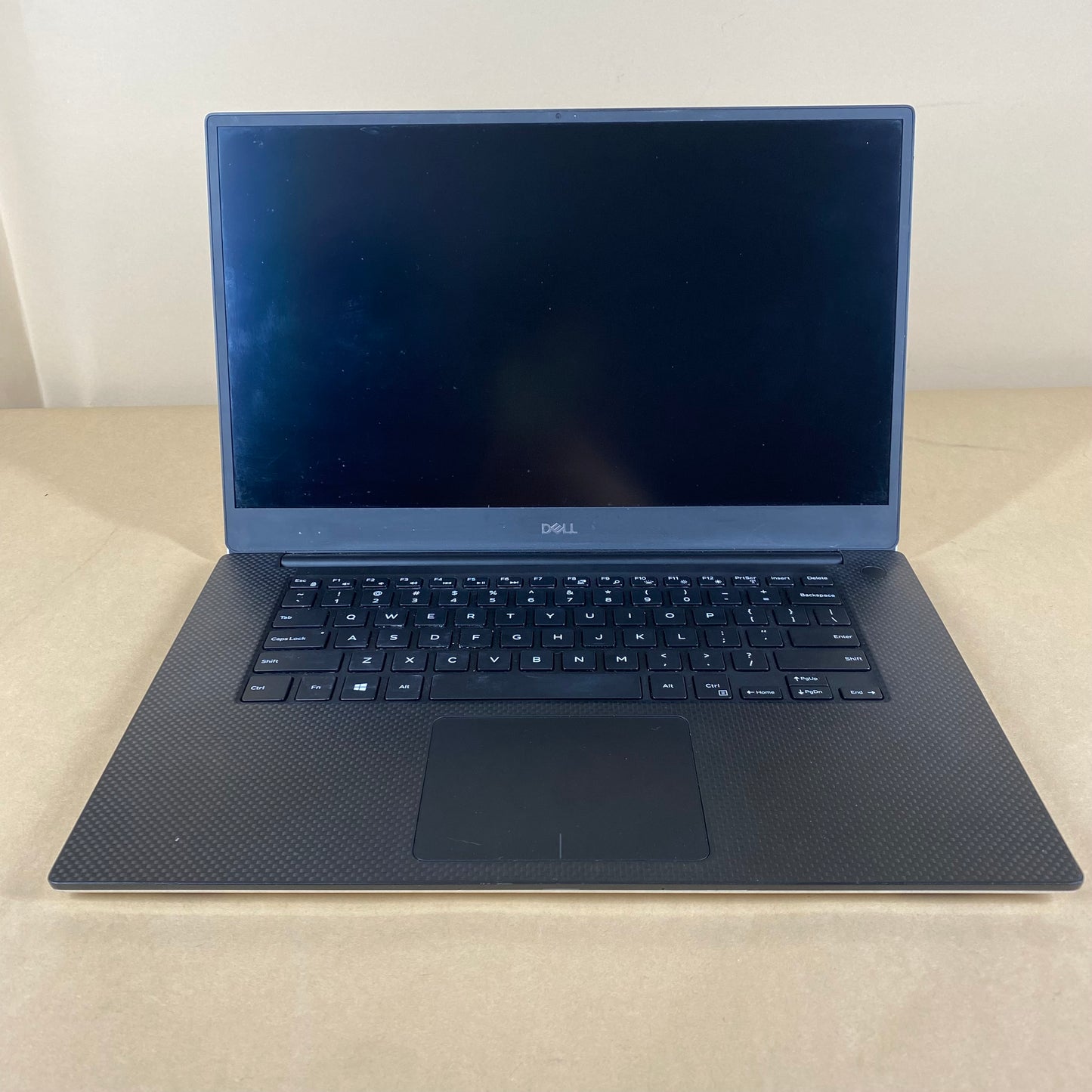 Dell XPS 15 7590 15.6" i7-9750H 2.5GHz 32GB RAM 512GB SSD GeForce GTX 1650
