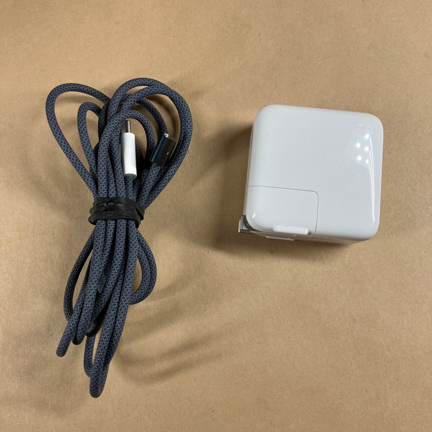 2024 Apple MacBook Air 13.6" M3 8C GPU 16GB RAM 256GB SSD A3113 With AppleCare+