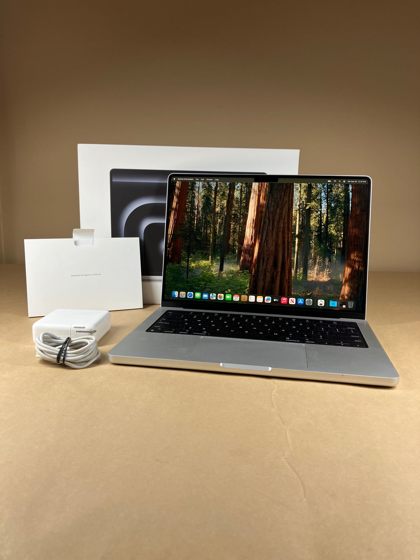 2024 Apple MacBook Pro 14" M4 Pro 20C GPU 4.5GHz 24GB RAM 1TB SSD A3401