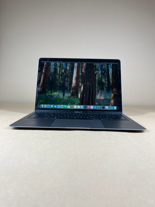 2020 Apple MacBook Air 13.3" i3 1.1GHz 8GB RAM 256GB SSD Silver A2179