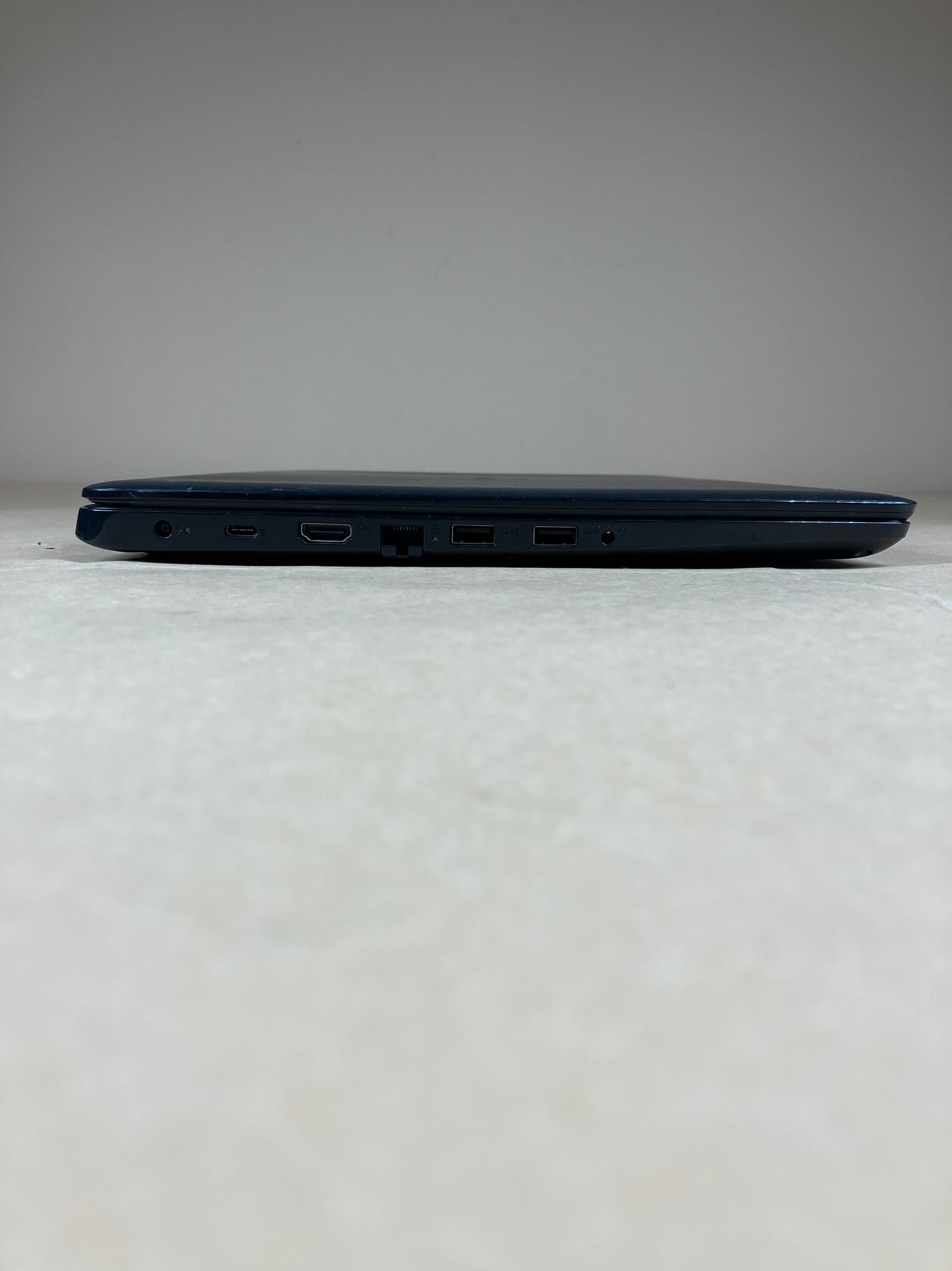 Dell Latitude 15 3500 15.6" i5-8265U 1.8GHz 8GB RAM 256GB SSD WIN 11