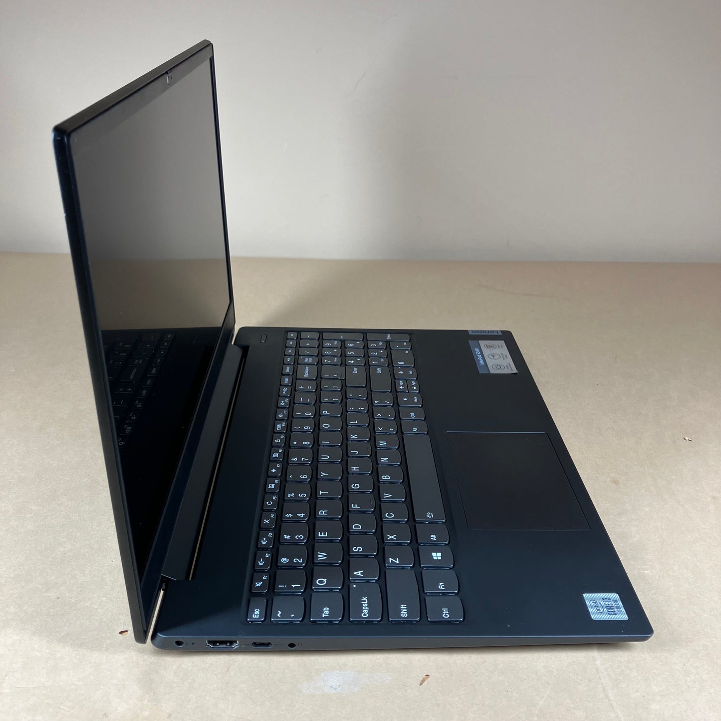 Lenovo IdeaPad S340-15IIL 15.6" i3-1005G1 1.2GHz 8GB RAM 256GB SSD