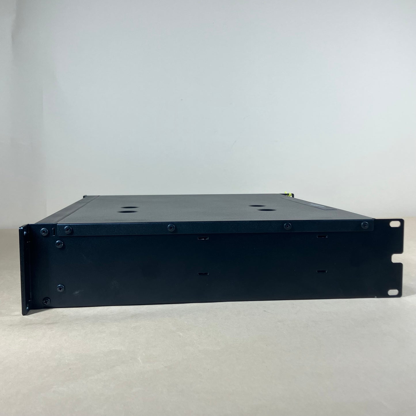 QSC 1200W Professional Power Amplifier CMX 800Va Black