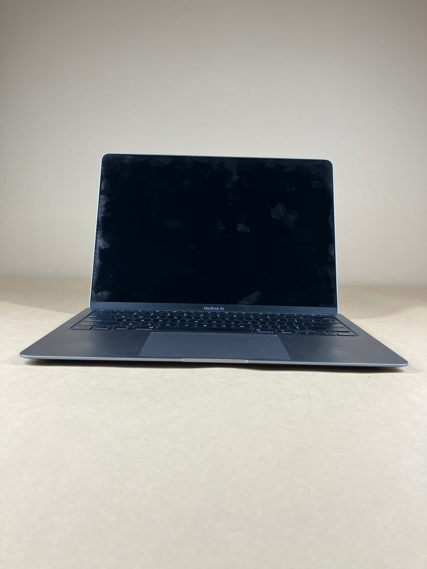 2020 Apple MacBook Air 13.3" i3 1.1GHz 8GB RAM 256GB SSD Silver A2179