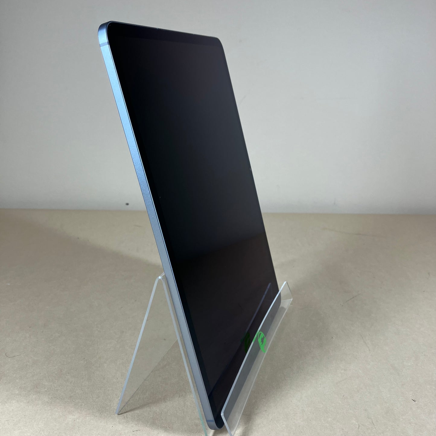 Factory Unlocked Apple iPad Air 13" M2 128GB Space Gray MV6Q3LL/A