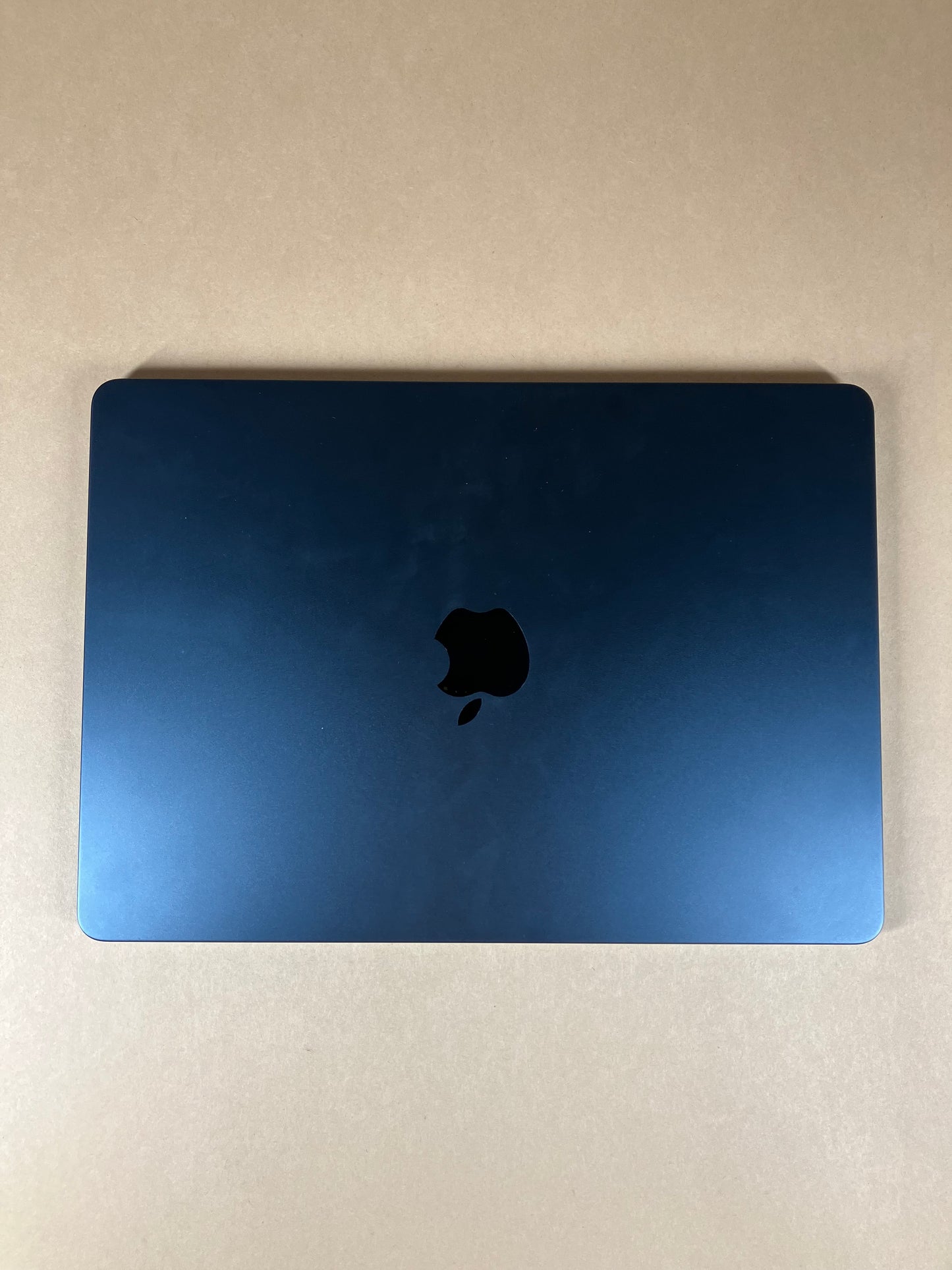 2025 Apple MacBook Air 13.6" M4 8C GPU 4.5GHz 16GB RAM 256GB SSD MW123LL/A