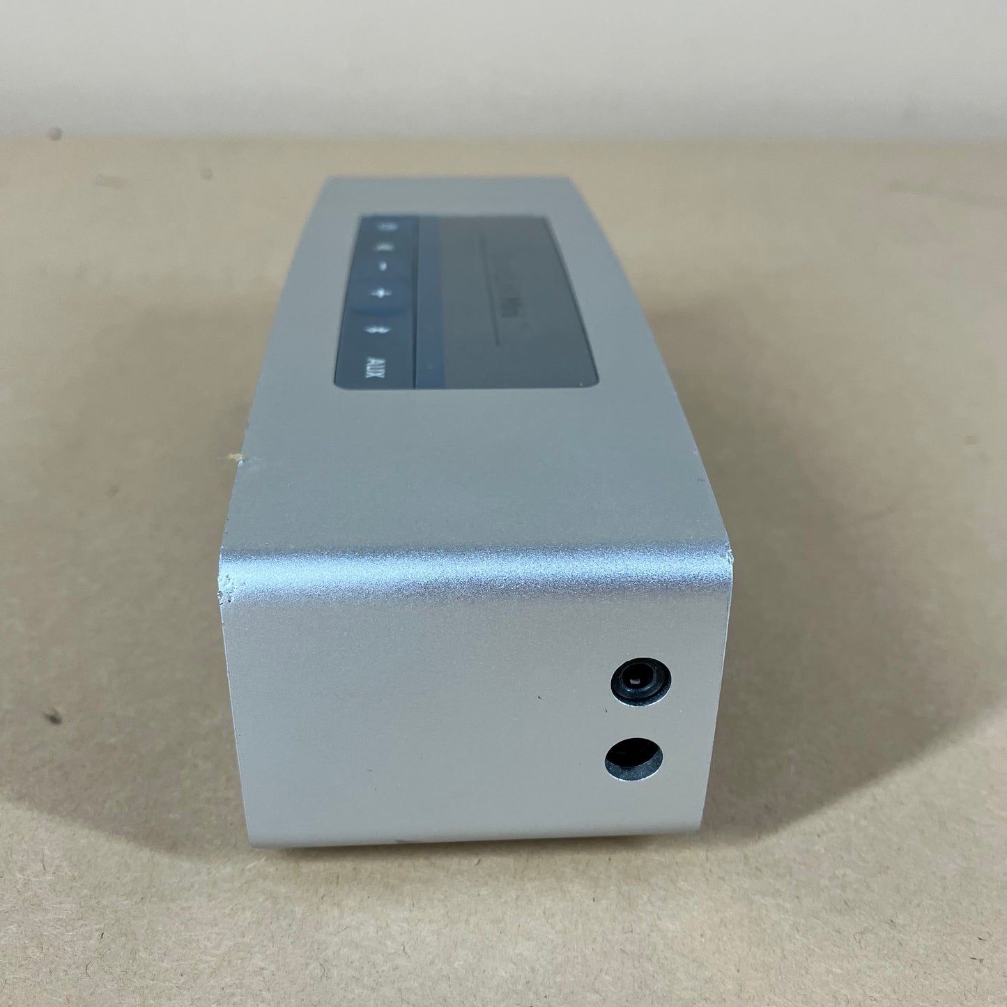 Bose SoundLink Mini Wireless Portable Bluetooth Speaker Silver 06070