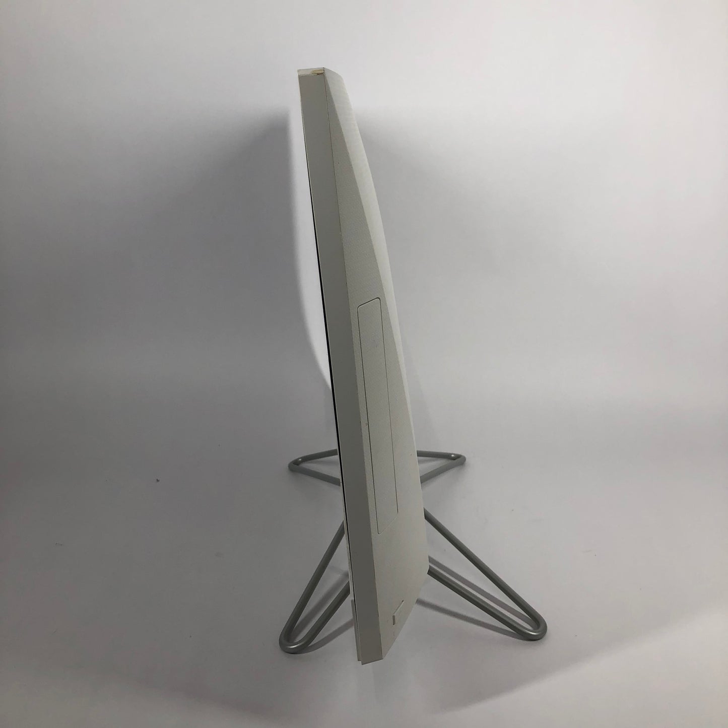 Broken HP 24-DF1023W 1J7R4AA#ABA 24" i3-1115G4 3.00GHz 4GB RAM Bad LCD