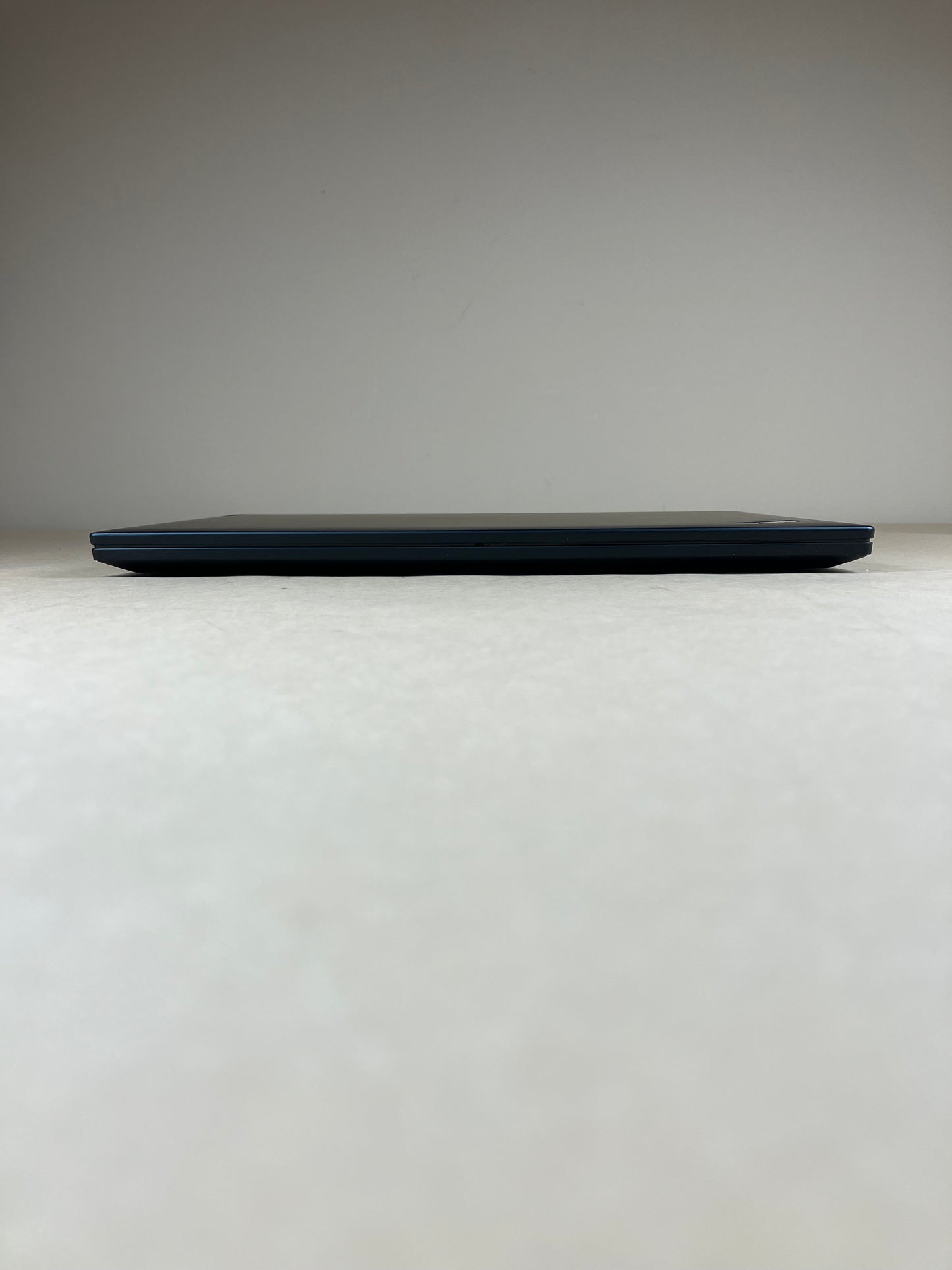 Lenovo ThinkPad T14S GEN 4 14" Ryzen 7 Pro 7840U 3.3GHz 16GB RAM 512GB SSD