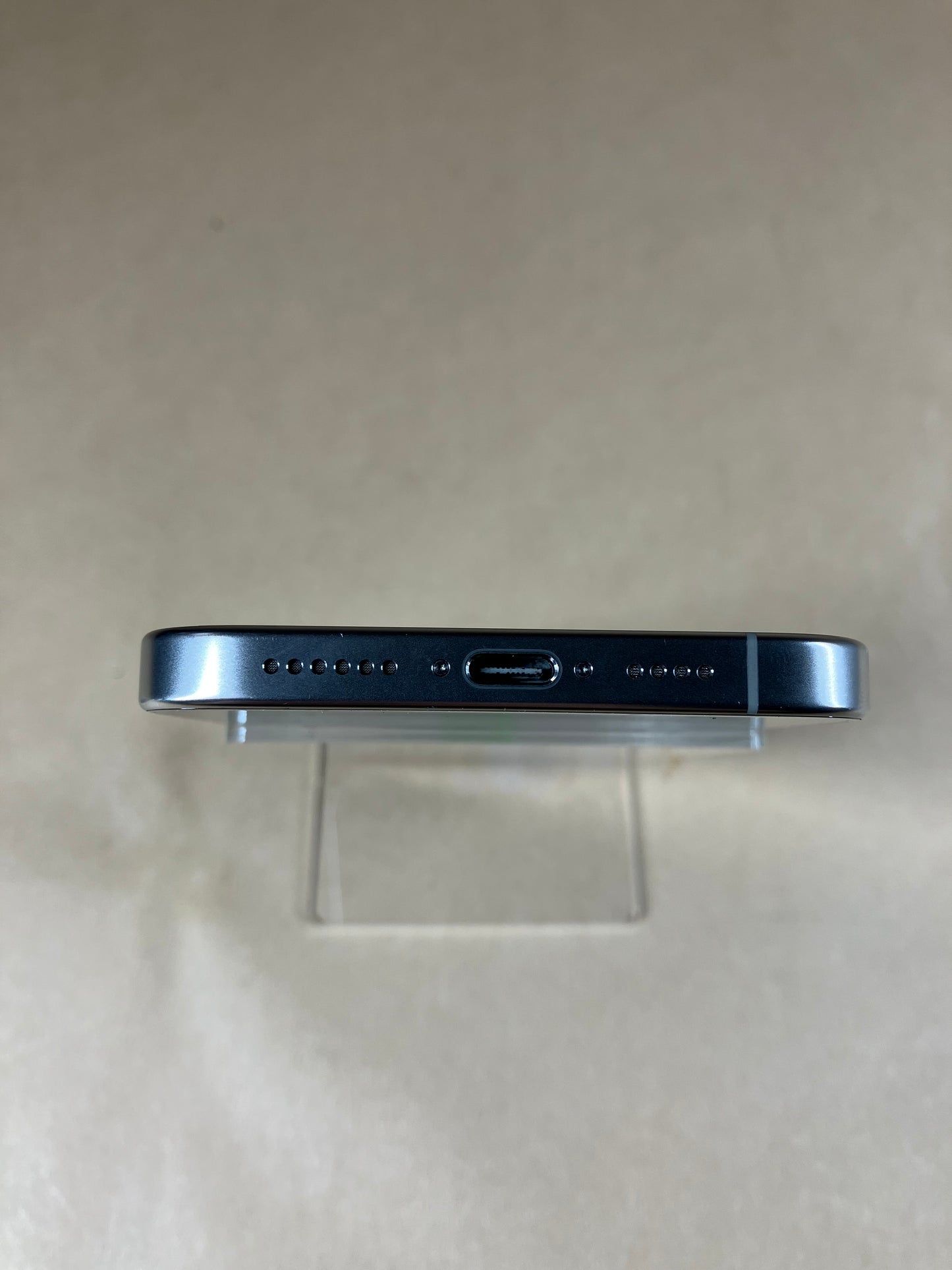 Unlocked Apple iPhone 16 Pro Max 256GB Natural Titanium MYW63LL/A
