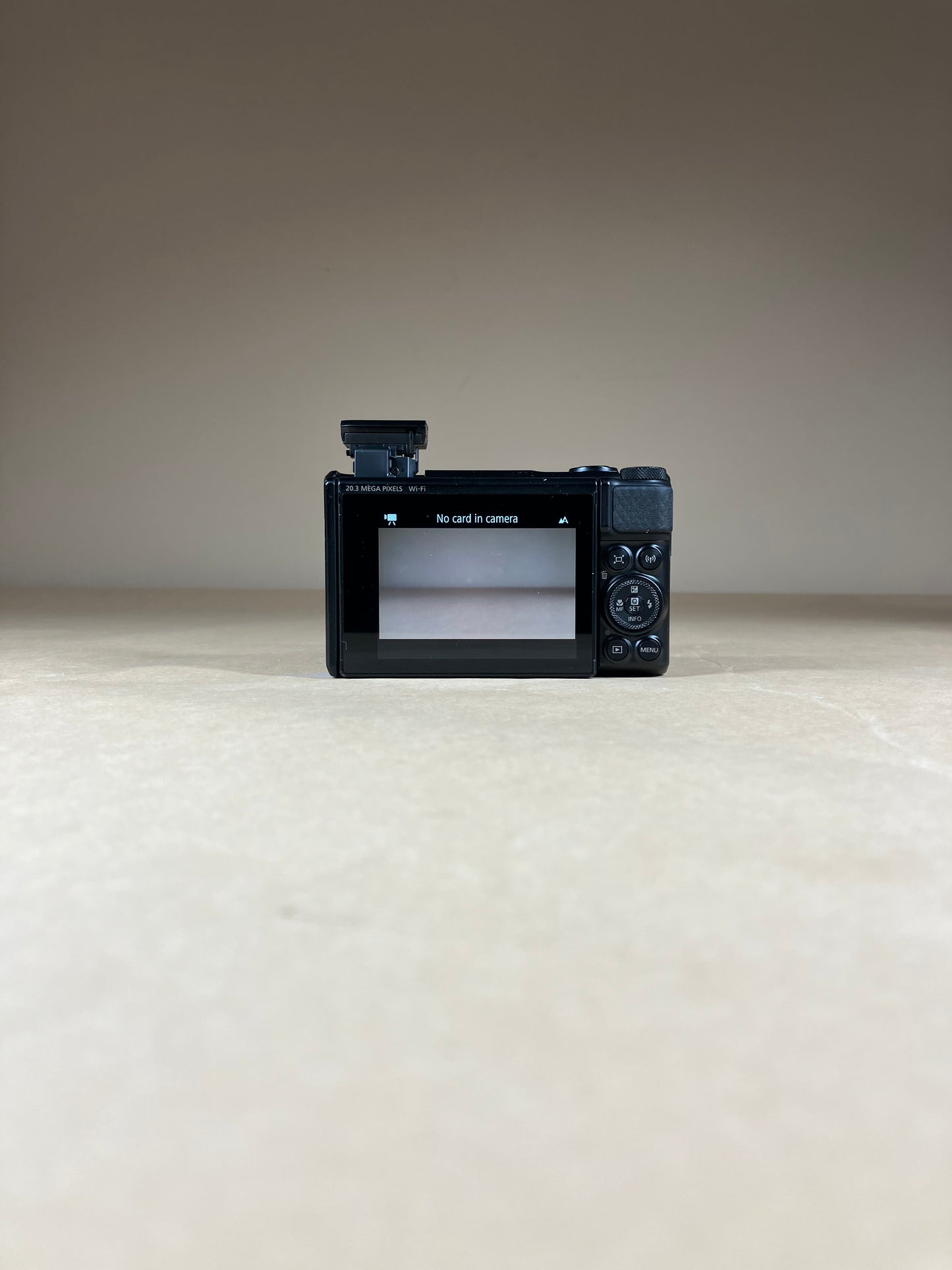 Canon PowerShot SX740 HS 20.3MP Digital Point-And-Shoot Camera