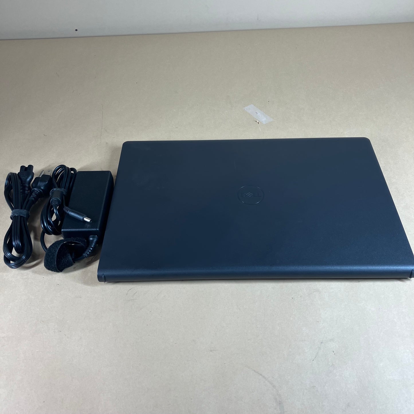Dell Inspiron 15 3520 15.6" i5-1235U 1.3GHz 8GB RAM 512GB SSD
