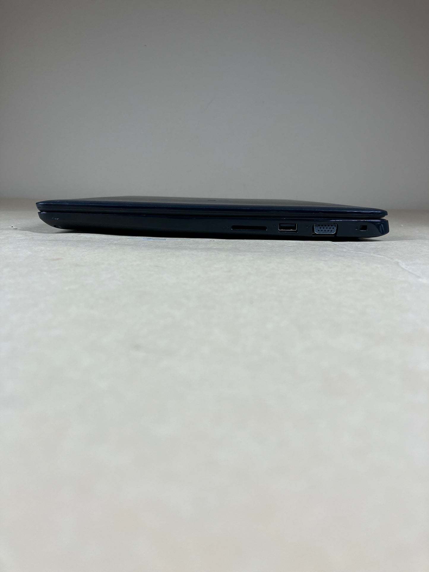 Dell Latitude 15 3500 15.6" i5-8265U 1.8GHz 8GB RAM 256GB SSD WIN 11