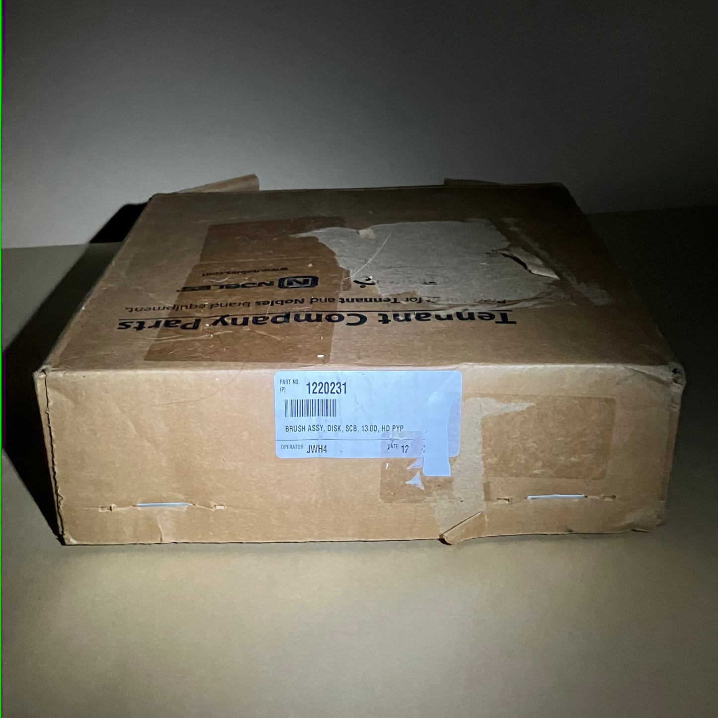 New Tennant Disk Scrub Brush Assembly 1220231 Black