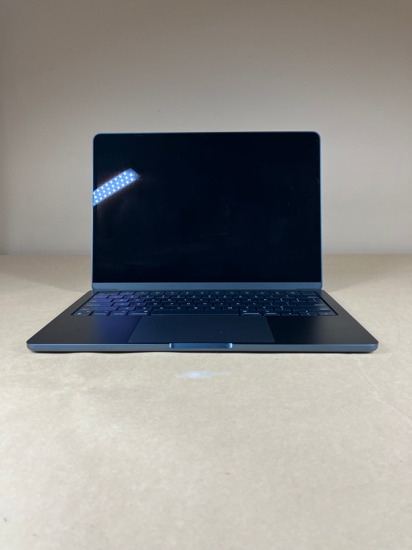 2024 Apple MacBook Air 13.6" M3 10C GPU 4.0GHz 16GB RAM 512GB SSD A3113