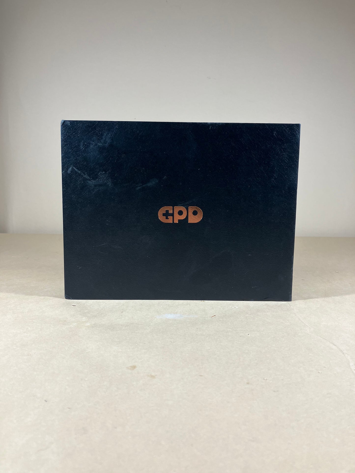 New GPD WIN 4 Handeld Gaming PC AMD RYZEN AI 9 HX 370 32GB RAM 4TB SSD (2025)