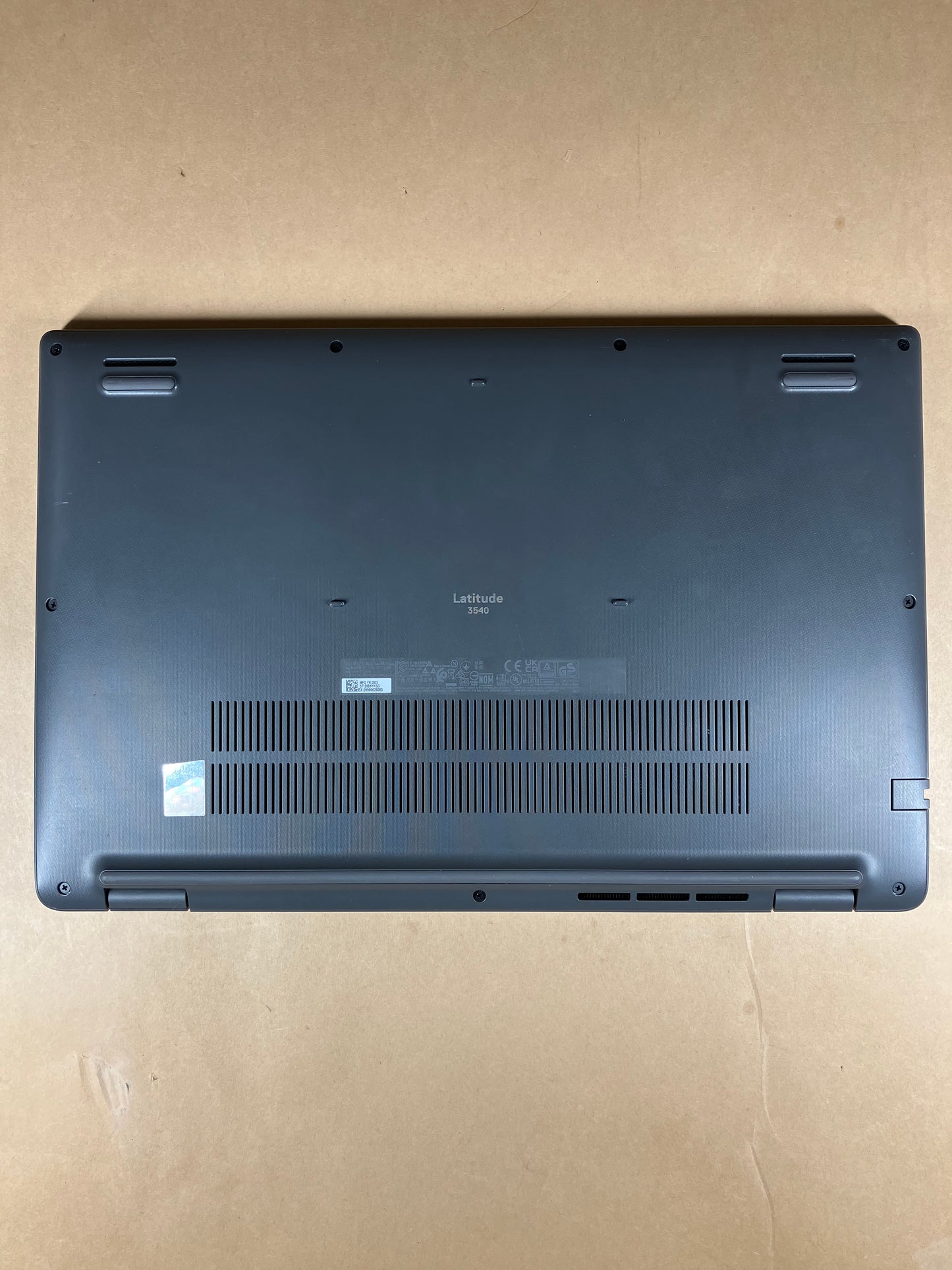 Dell Latitude 3540 15.6" i7-1355U 1.7GHz 16GB RAM 512GB SSD
