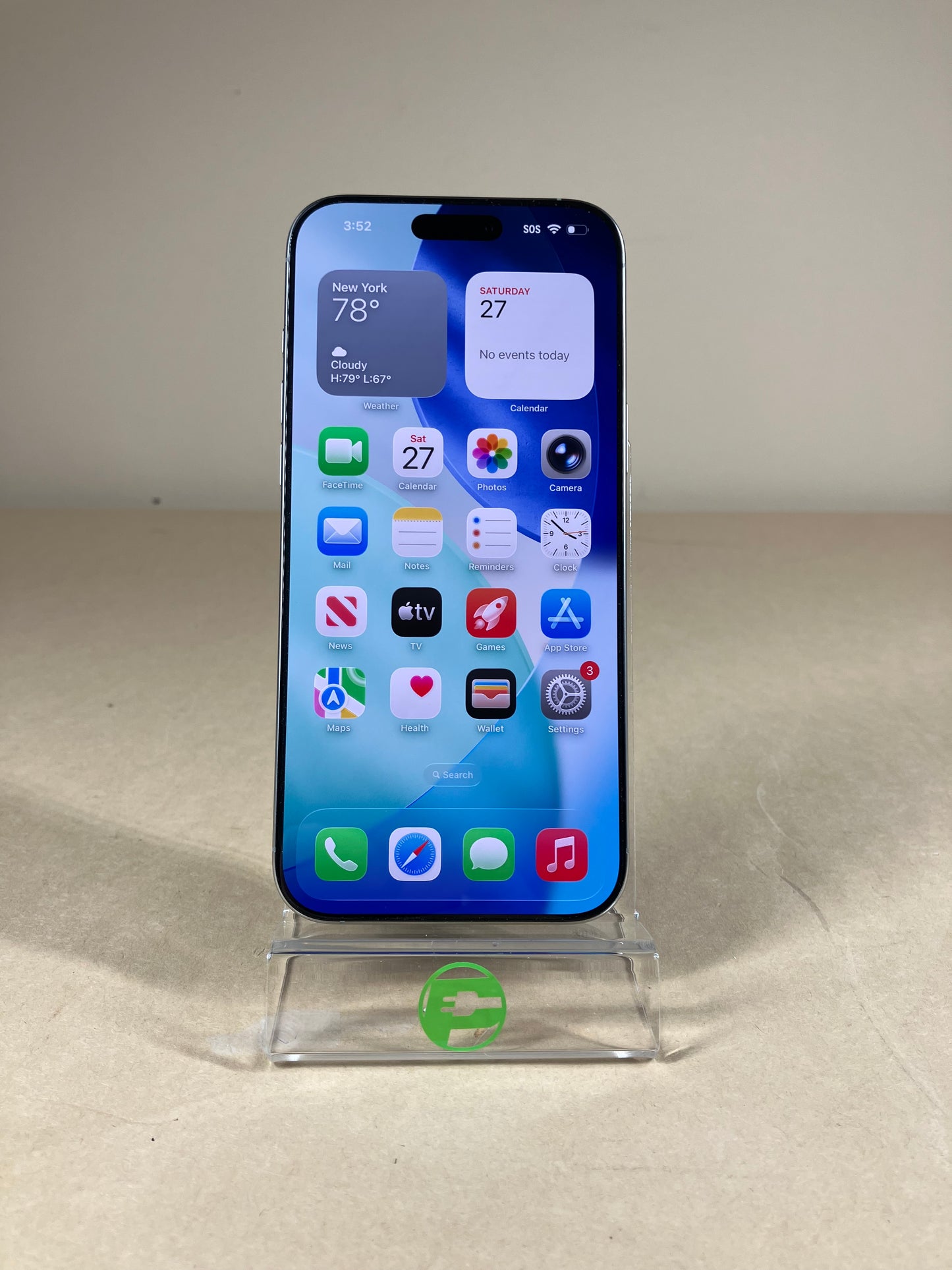 Unlocked Apple iPhone 16 Pro Max 256GB Natural Titanium MYW63LL/A