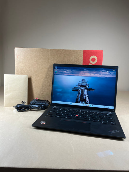 Lenovo ThinkPad T14S GEN 4 14" Ryzen 7 Pro 7840U 3.3GHz 16GB RAM 512GB SSD