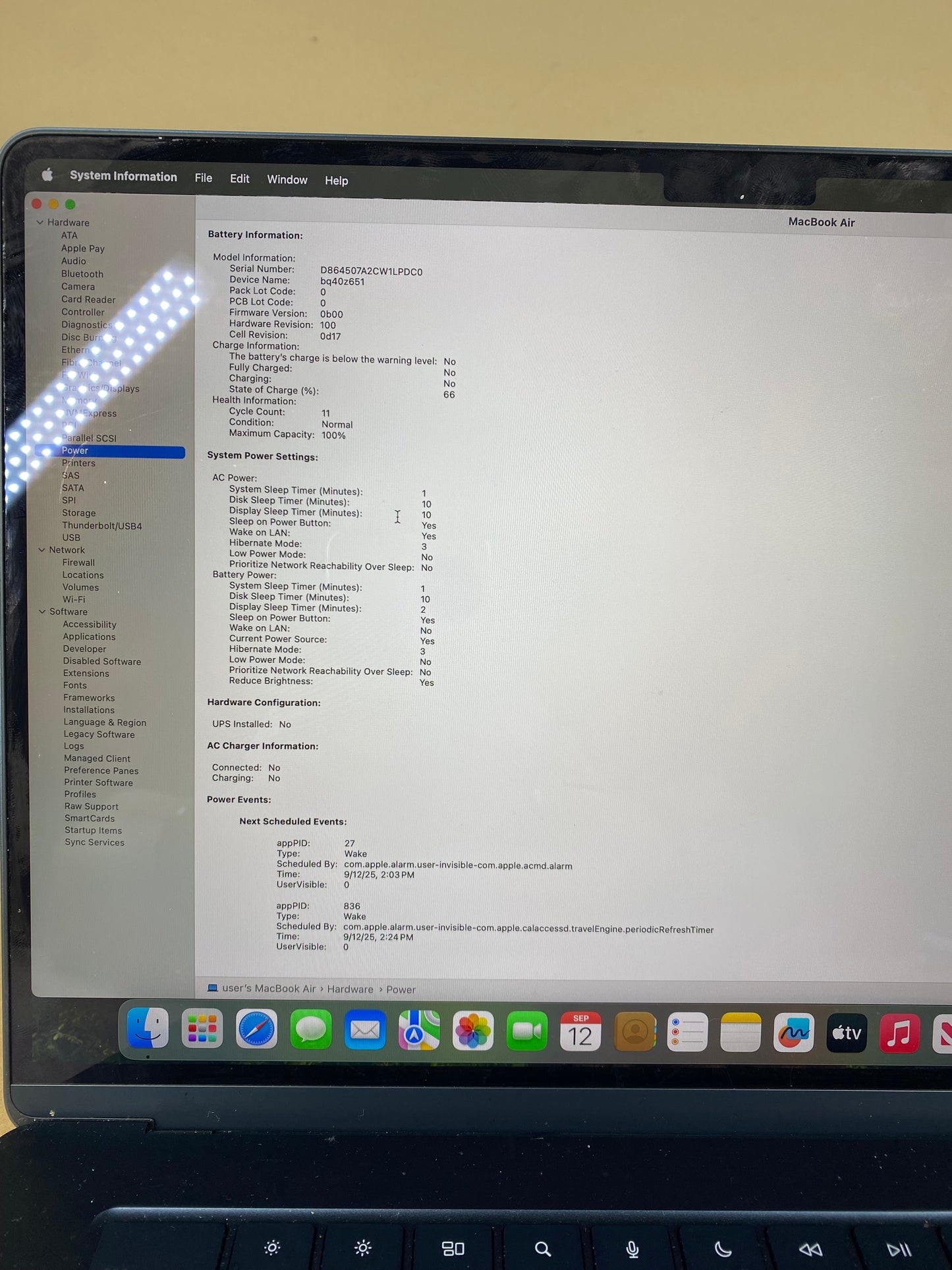 2025 Apple MacBook Air 15" M4 4.5GHz 16GB RAM 256GB SSD MW1L3LL/A