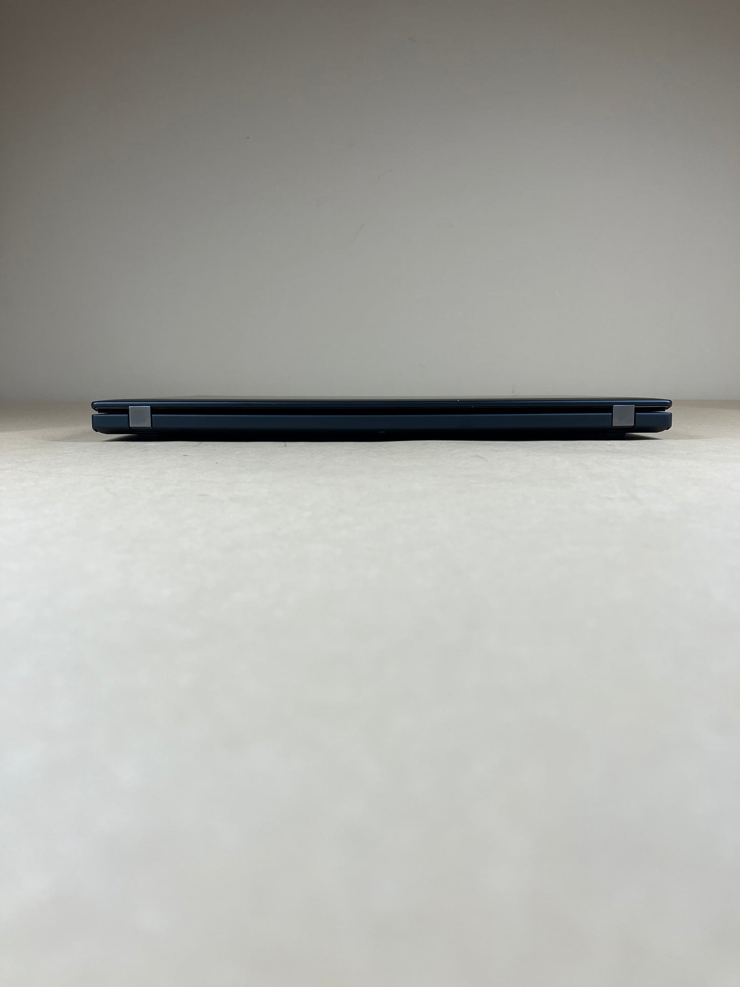 Lenovo ThinkPad T14S GEN 4 14" Ryzen 7 Pro 7840U 3.3GHz 16GB RAM 512GB SSD