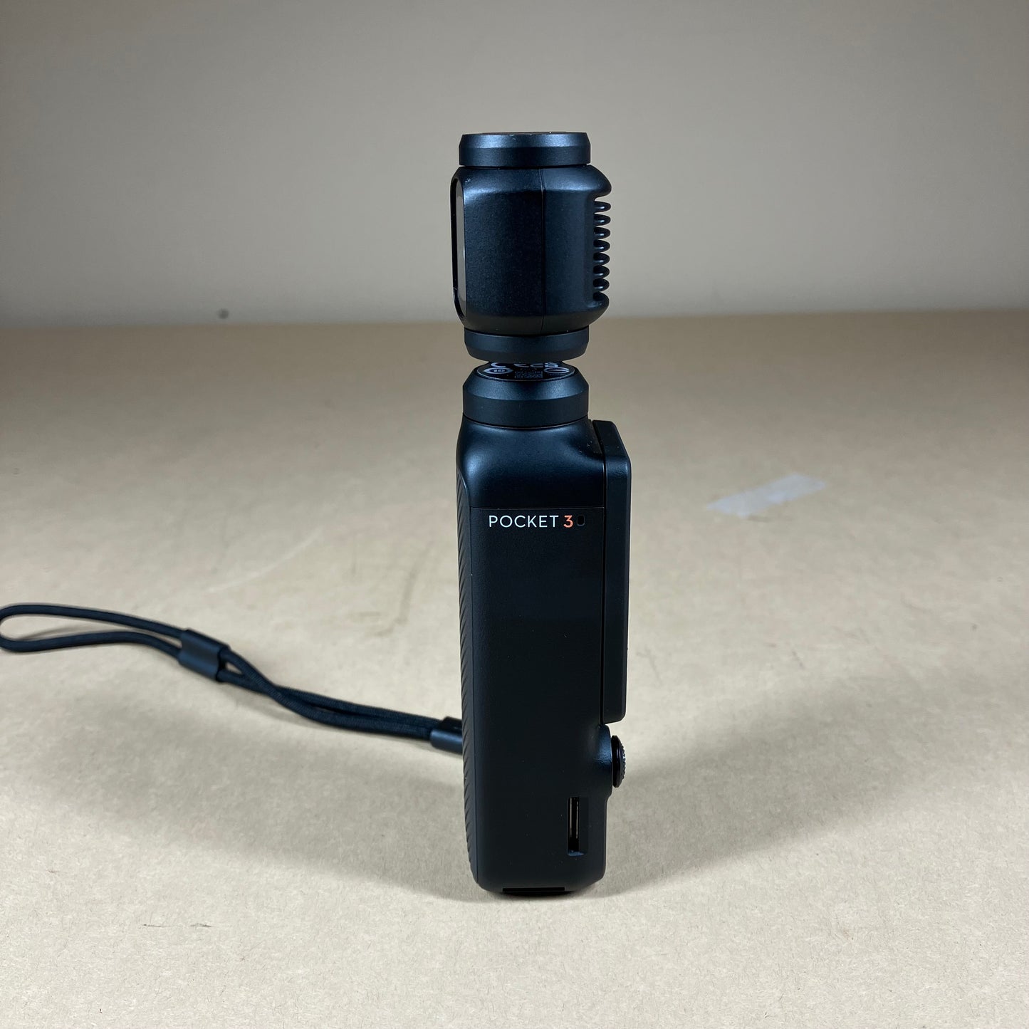 DJI Osmo Pocket 3 9.4MP 3-Axis Gimbal Camera creator Combo
