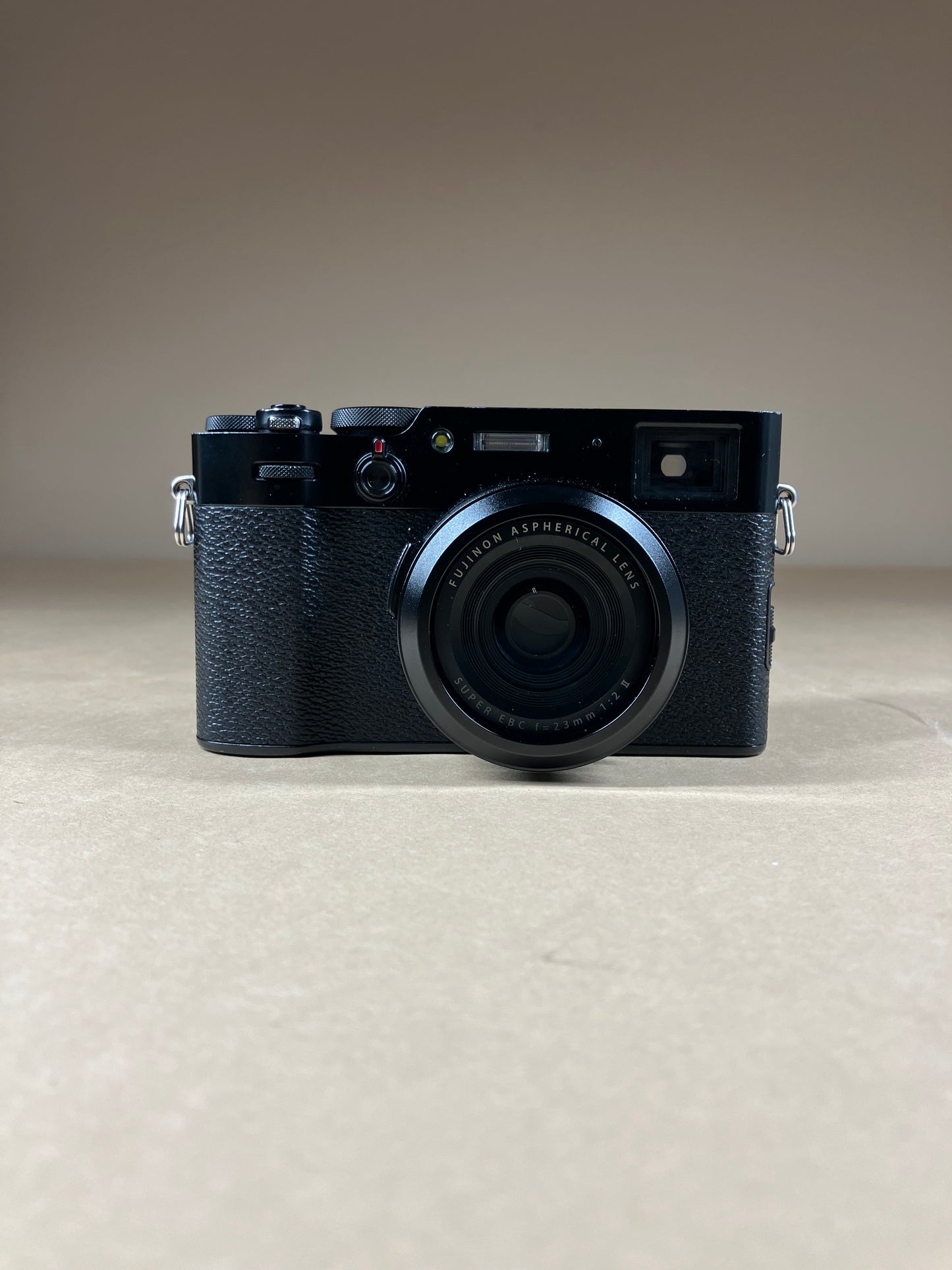 Fujifilm X100V FF190003 26.1MP Digital Camera 8700 Shutter Count