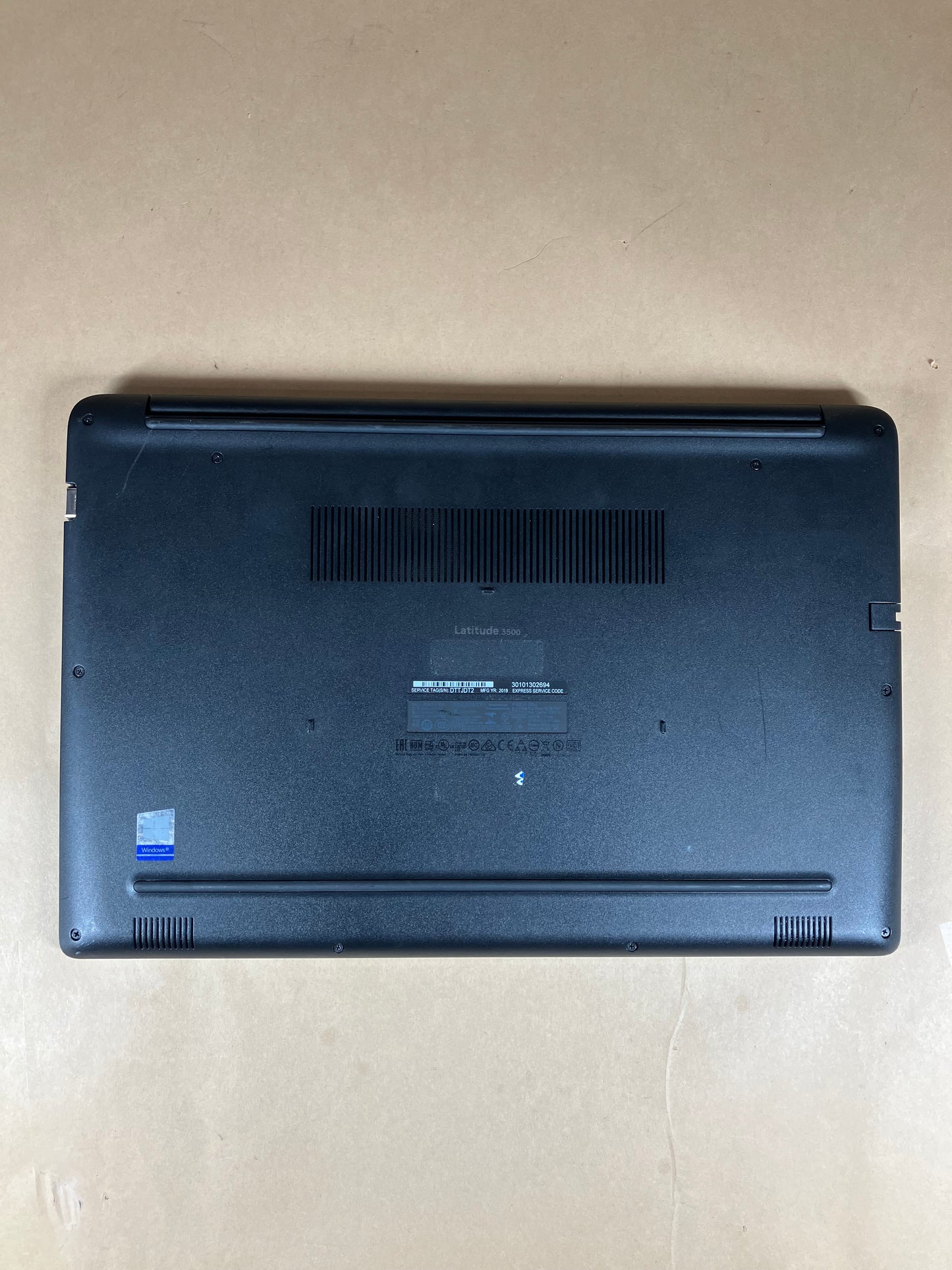 Dell Latitude 15 3500 15.6" i5-8265U 1.8GHz 8GB RAM 256GB SSD WIN 11