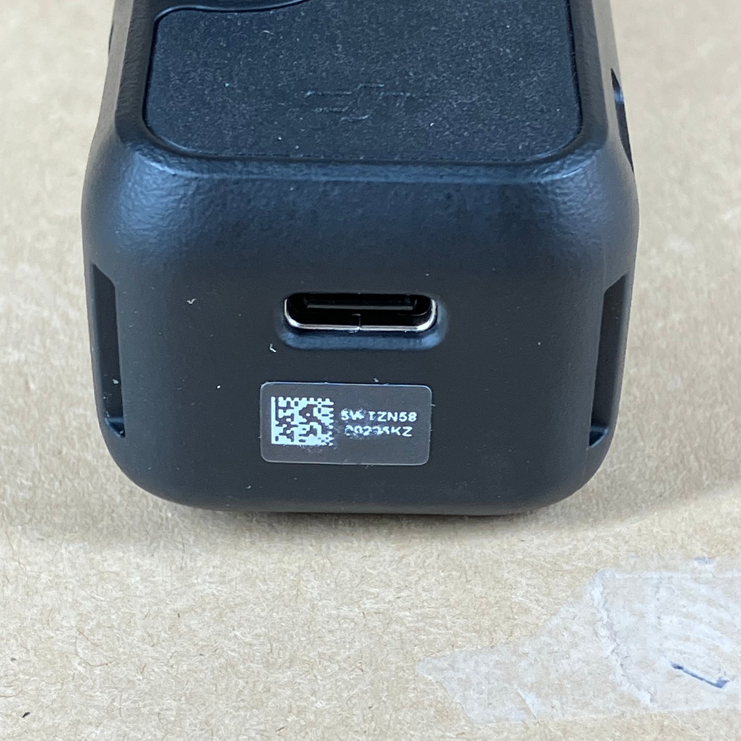 DJI Osmo Pocket 3 9.4MP 3-Axis Gimbal Camera CP.OS.00000301.01