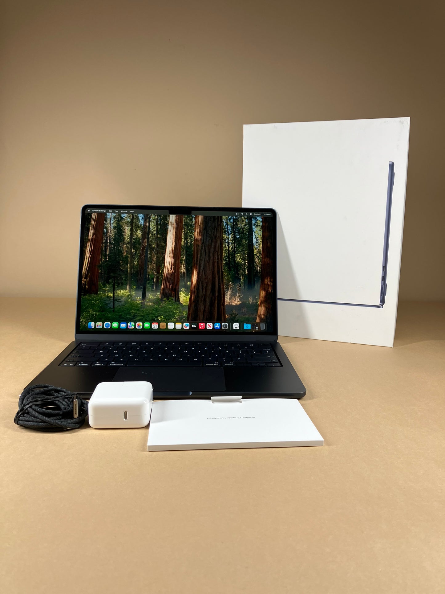 2025 Apple MacBook Air 13.6" M4 8C GPU 4.5GHz 16GB RAM 256GB SSD MW123LL/A