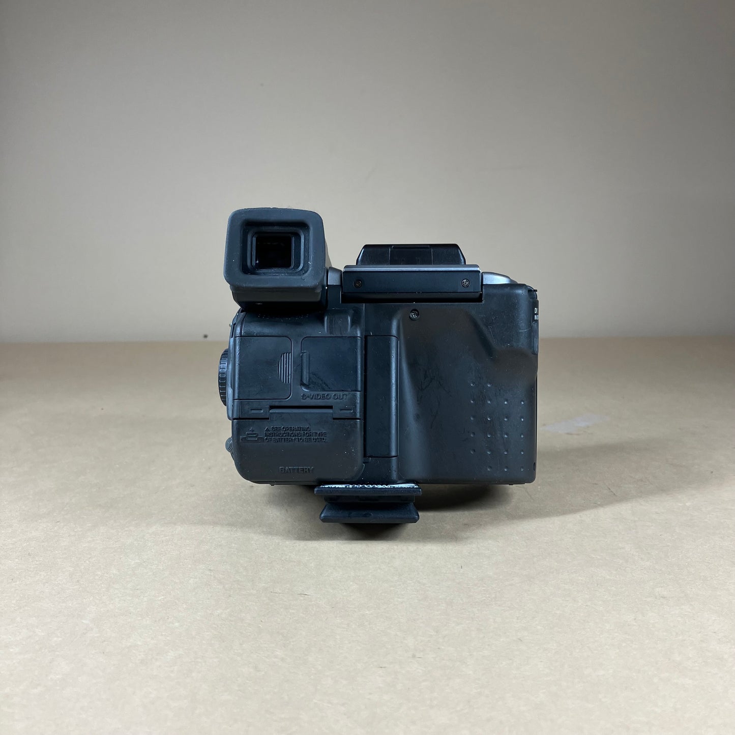 Canon Vintage Camera Progressive Scan CCD Camera and VCR OPTURA