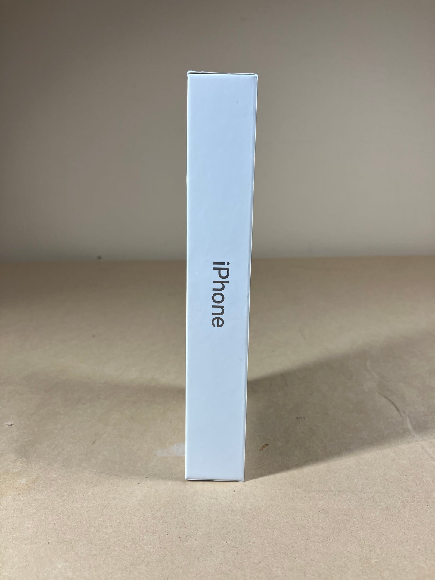 Unlocked Apple iPhone 16 Pro Max 256GB Natural Titanium MYW63LL/A