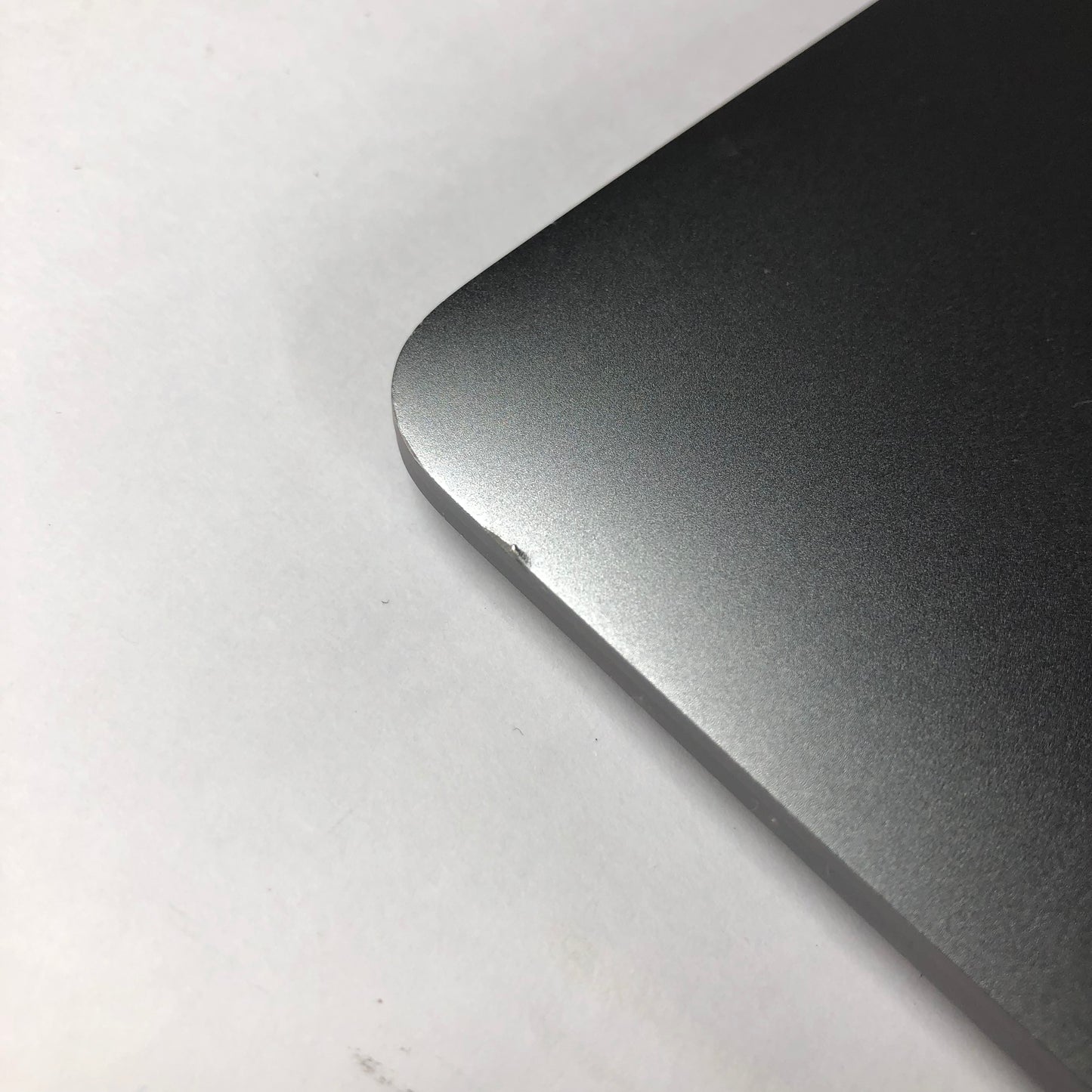 2018 Apple MacBook Air 13.3" i5 1.6GHz 8GB RAM 128GB SSD Space Gray A1932