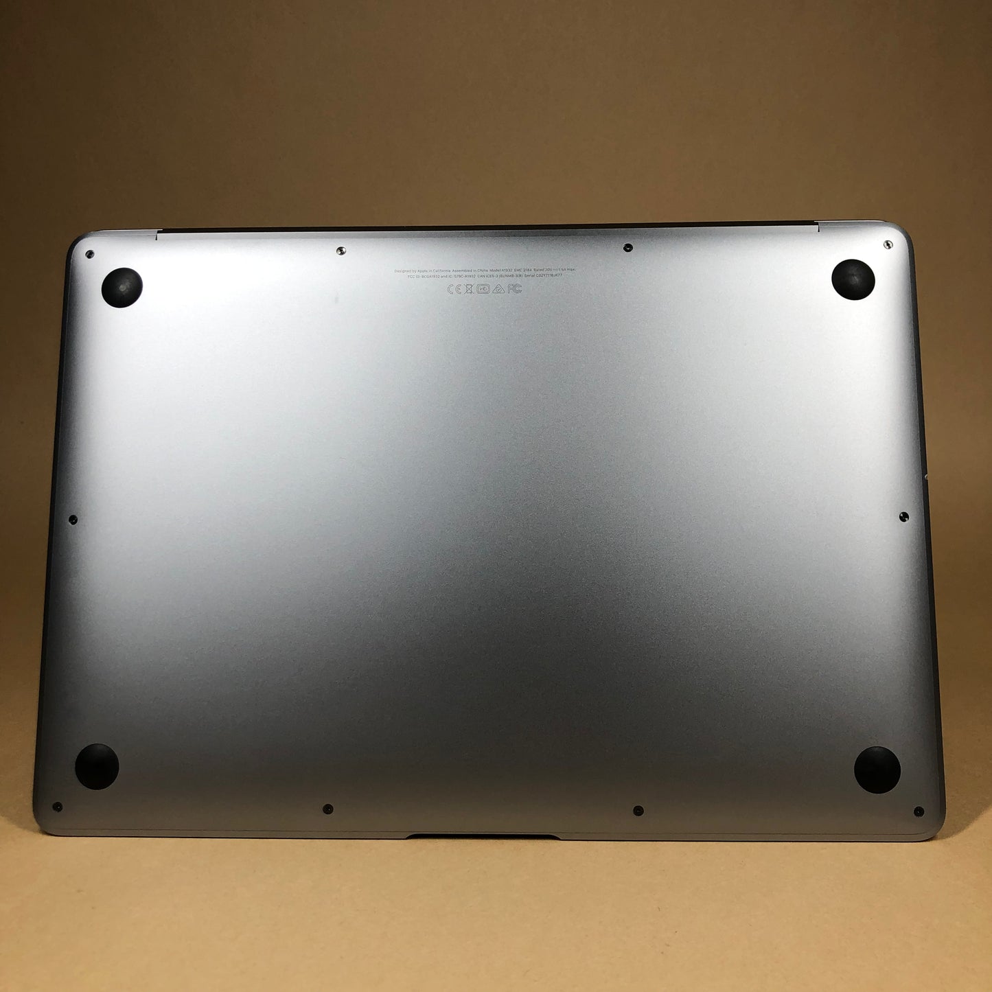 2018 Apple MacBook Air 13.3" i5 1.6GHz 8GB RAM 128GB SSD Space Gray A1932