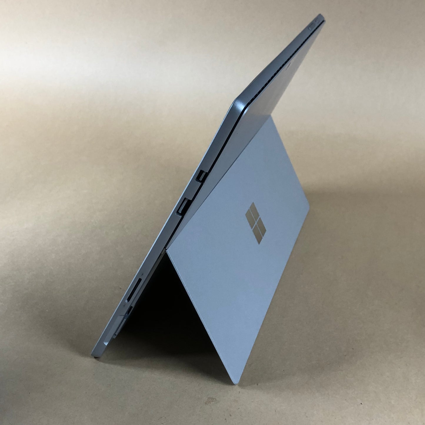 Microsoft Surface Pro 5 1807 12.3" i5-7300U 2.6GHz 4GB RAM 128GB SSD