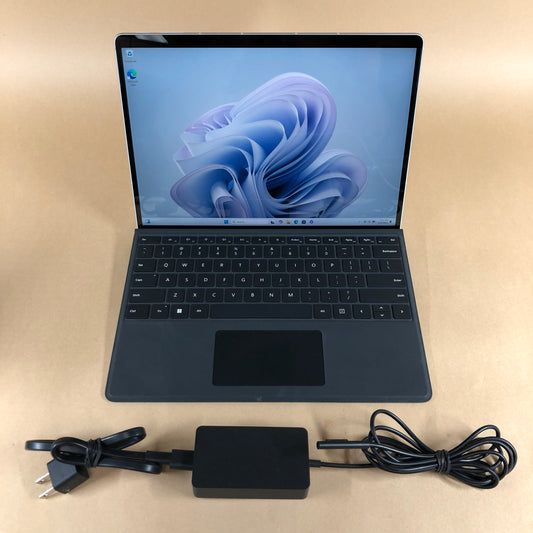 Microsoft Surface Pro 9 1997 13" SQ3 8GB RAM 256GB SSD SQ 3 Adreno 8CX Gen 3