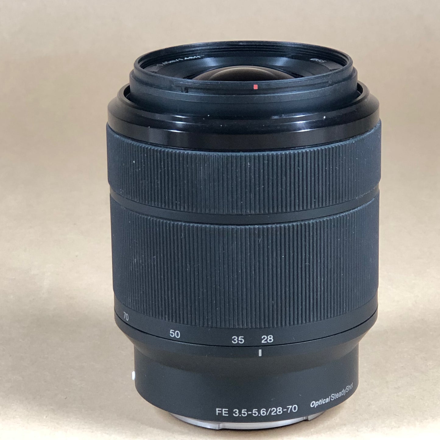 Sony FE 28-70mm f/3.5-5.6 E-Mount Full-frame Standard Zoom Lens with SEL2870