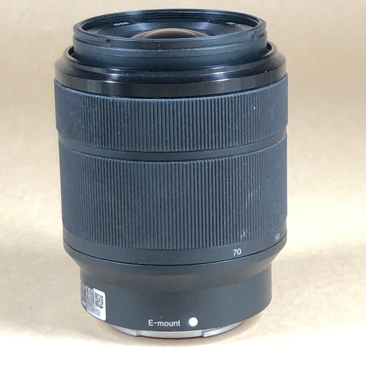 Sony FE 28-70mm f/3.5-5.6 E-Mount Full-frame Standard Zoom Lens with SEL2870