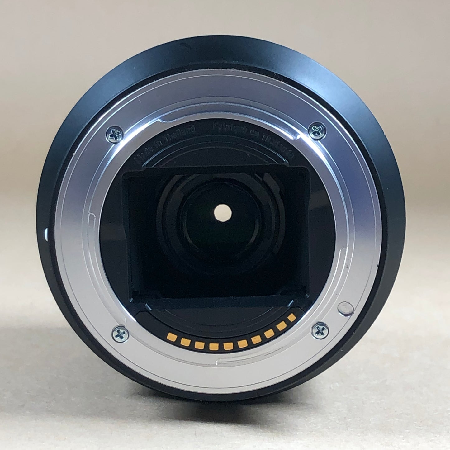 Sony FE 28-70mm f/3.5-5.6 E-Mount Full-frame Standard Zoom Lens with SEL2870