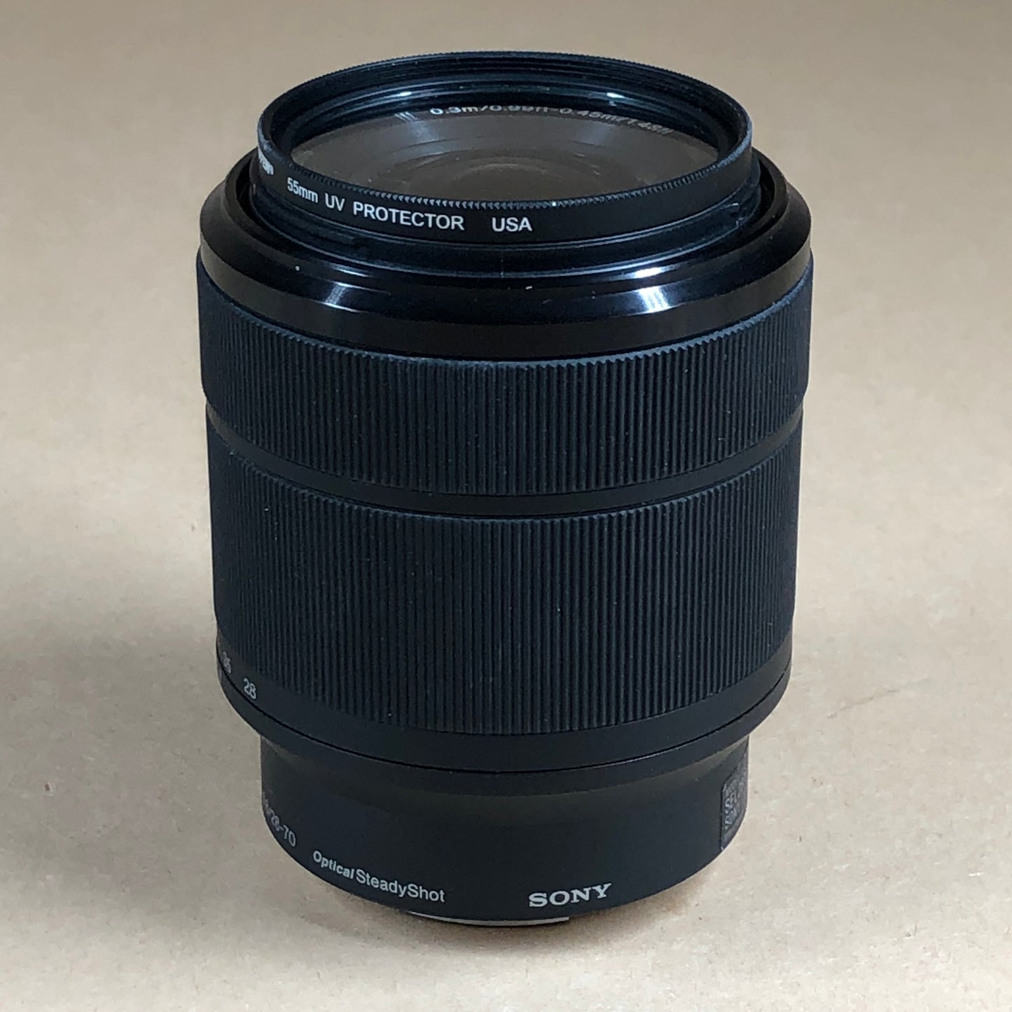 Sony FE 28-70mm f/3.5-5.6 E-Mount Full-frame Standard Zoom Lens with SEL2870