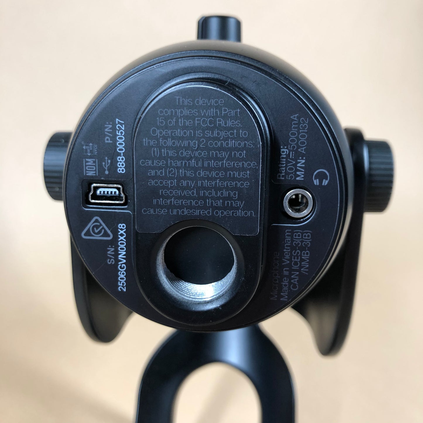 Logitech Blue Yeti Podcasting Streaming Microphone USB