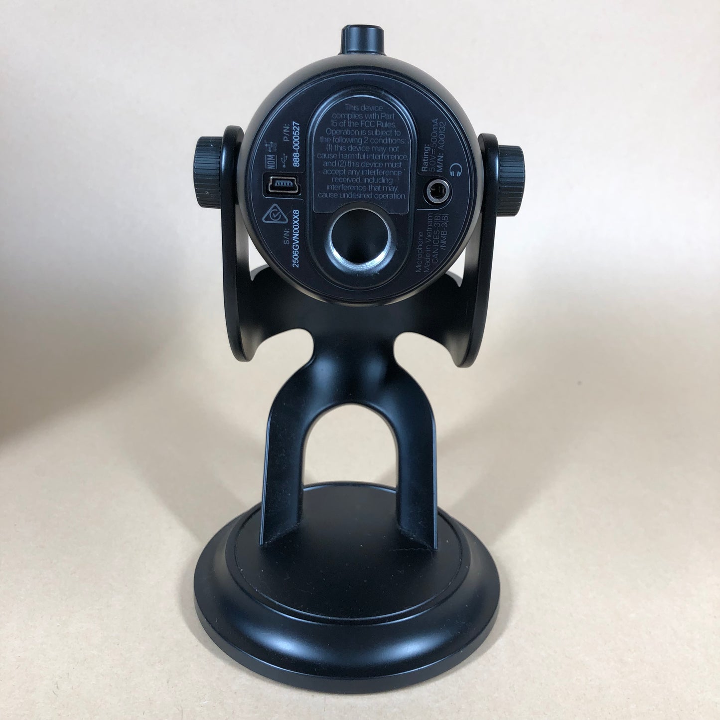 Logitech Blue Yeti Podcasting Streaming Microphone USB